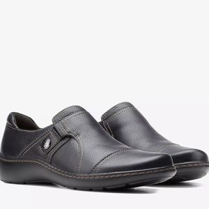 Clarks Cora Poppy shoes